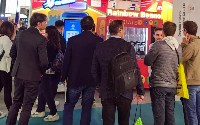Versatile Design of Ice Cream Vending Machines Enables Adaptation to Various Spaces